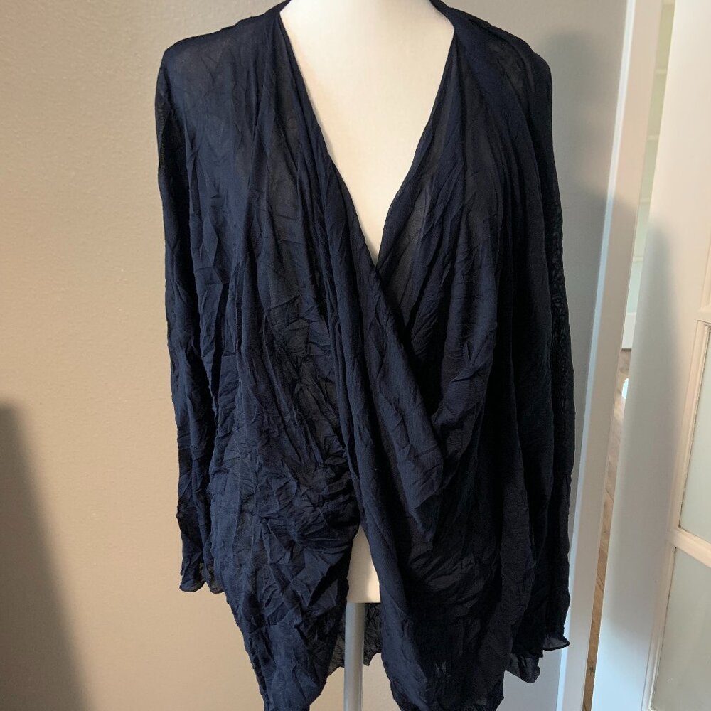 COMFY U.S.A NAVY MESH CRINKLE DRAPE NECK TOP M NWT
